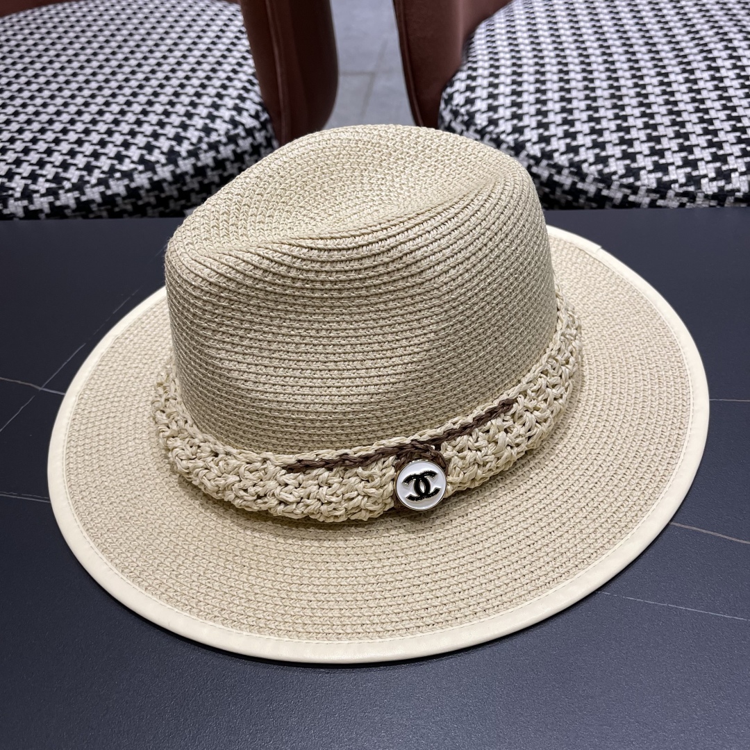 Chanel top hat (202)