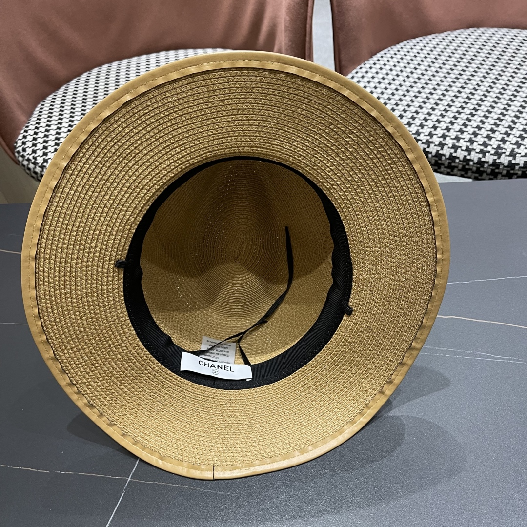 Chanel top hat (218)