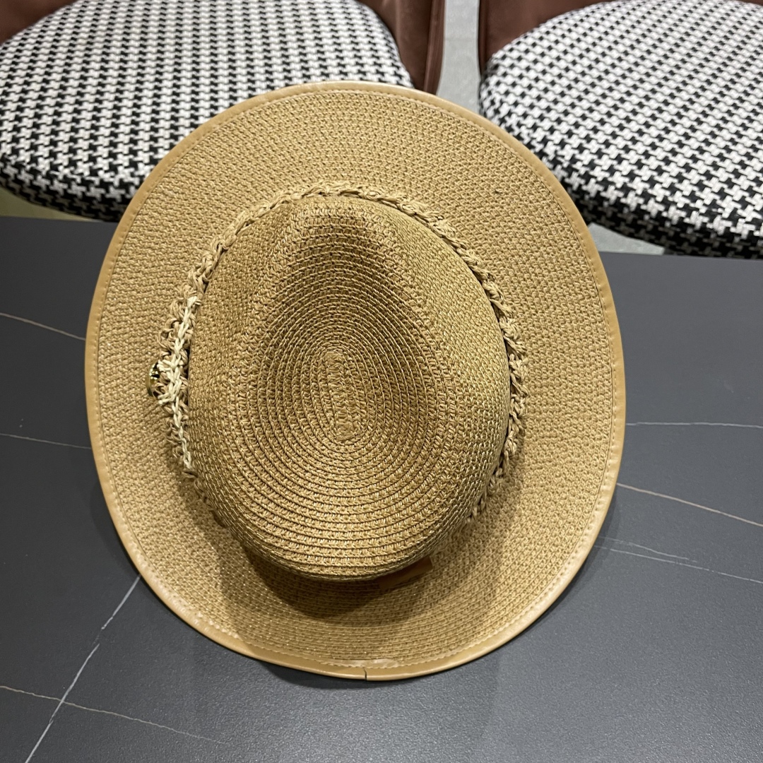 Chanel top hat (219)