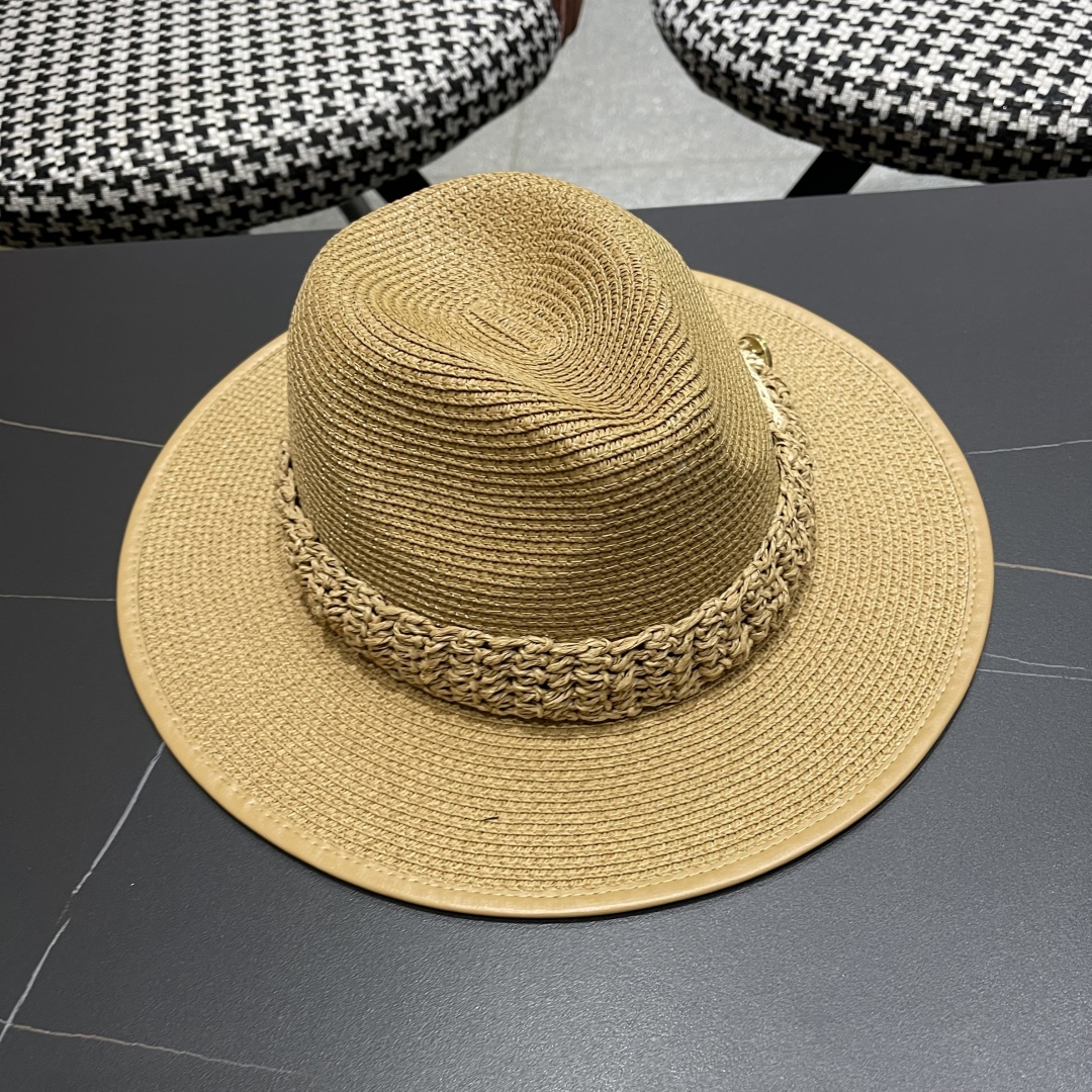 Chanel top hat (225)