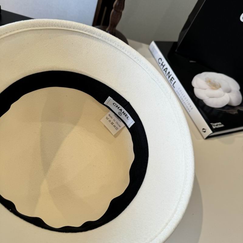 Chanel top hat (379)