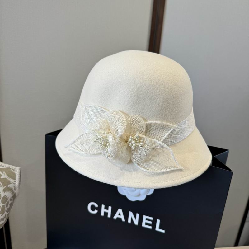 Chanel top hat (384)