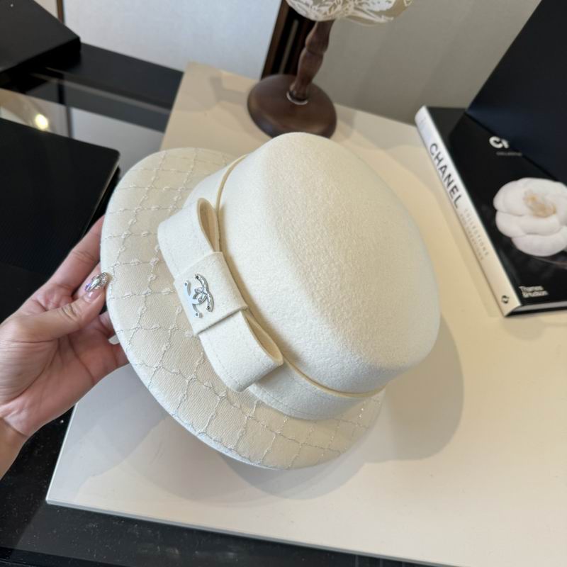 Chanel top hat (415)