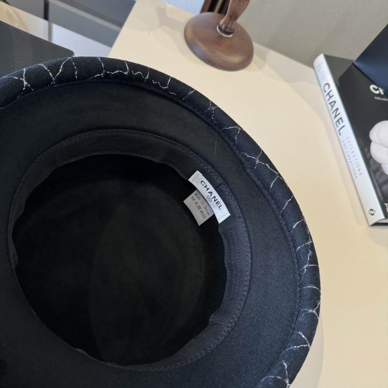 Chanel top hat (421)