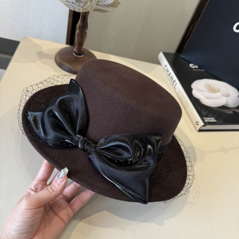 Chanel top hat (534)