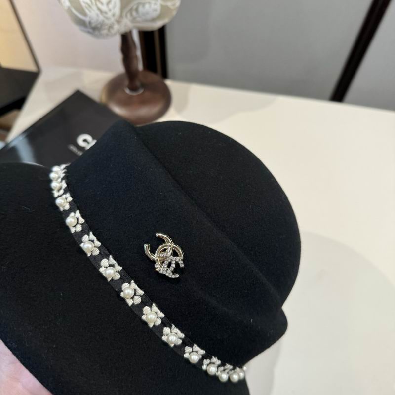 Chanel top hat (576)