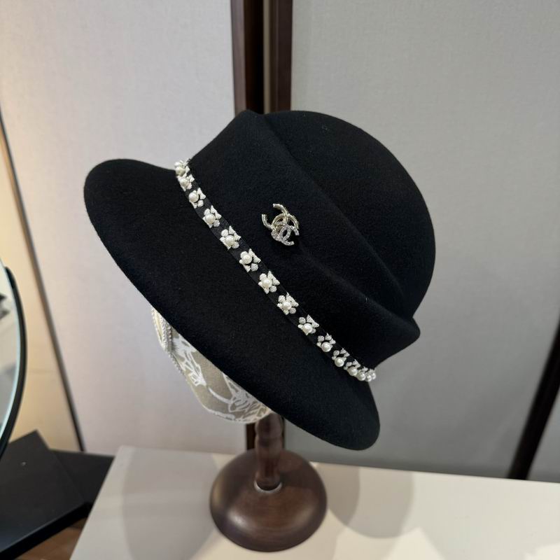 Chanel top hat (581)
