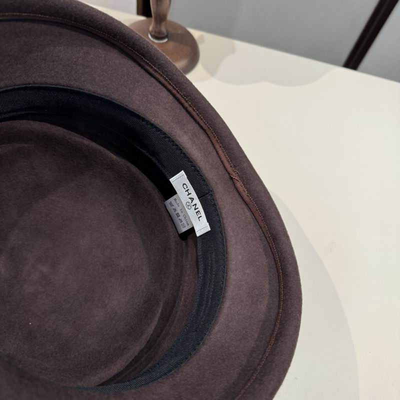 Chanel top hat (586)