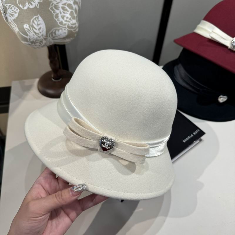 Chanel top hat (615)