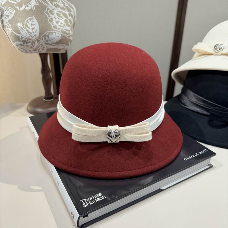 Chanel top hat (623)
