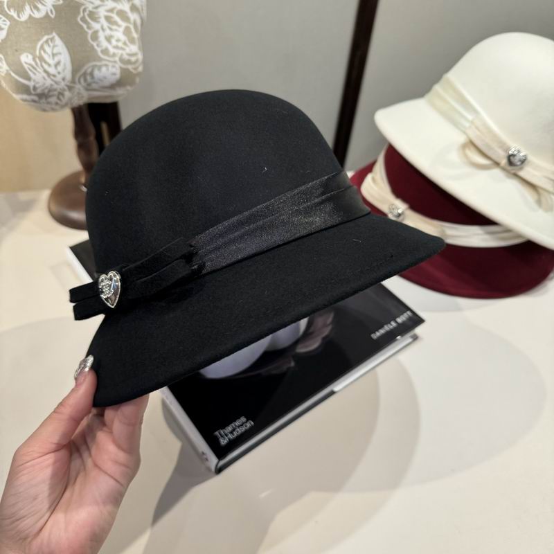 Chanel top hat (631)