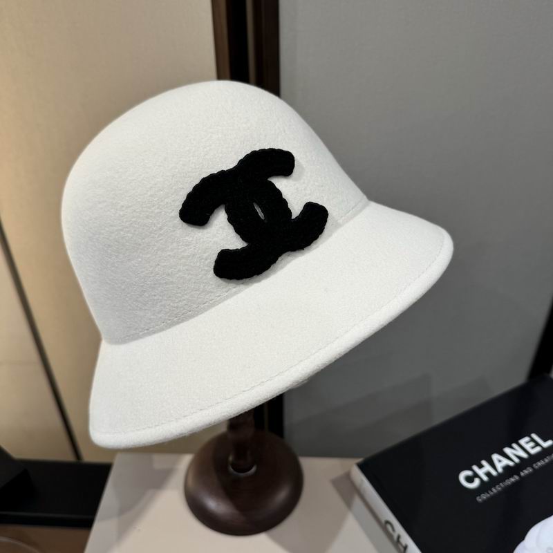 Chanel top hat (637)