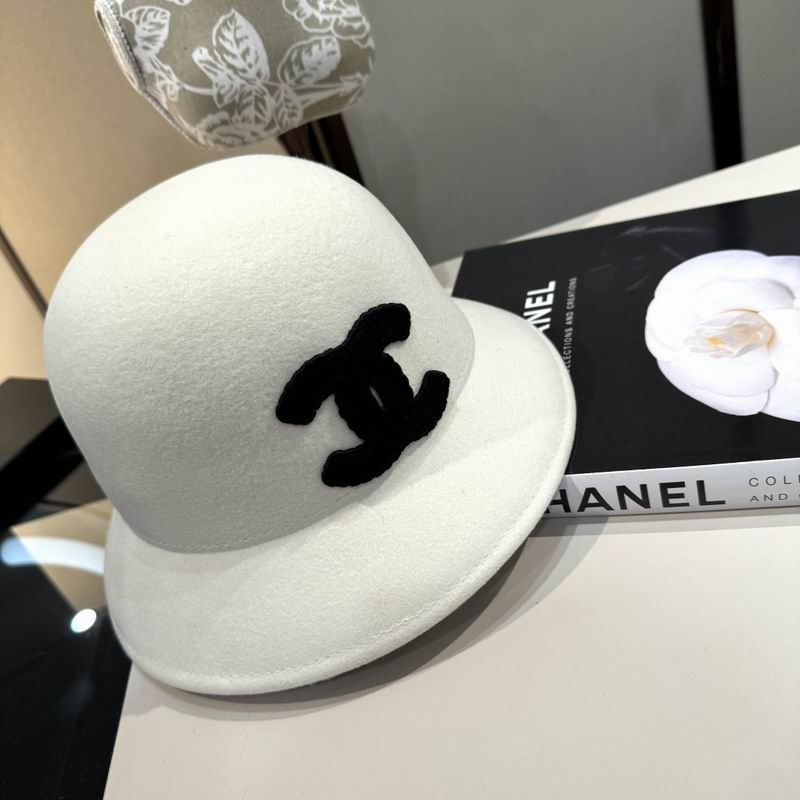 Chanel top hat (641)
