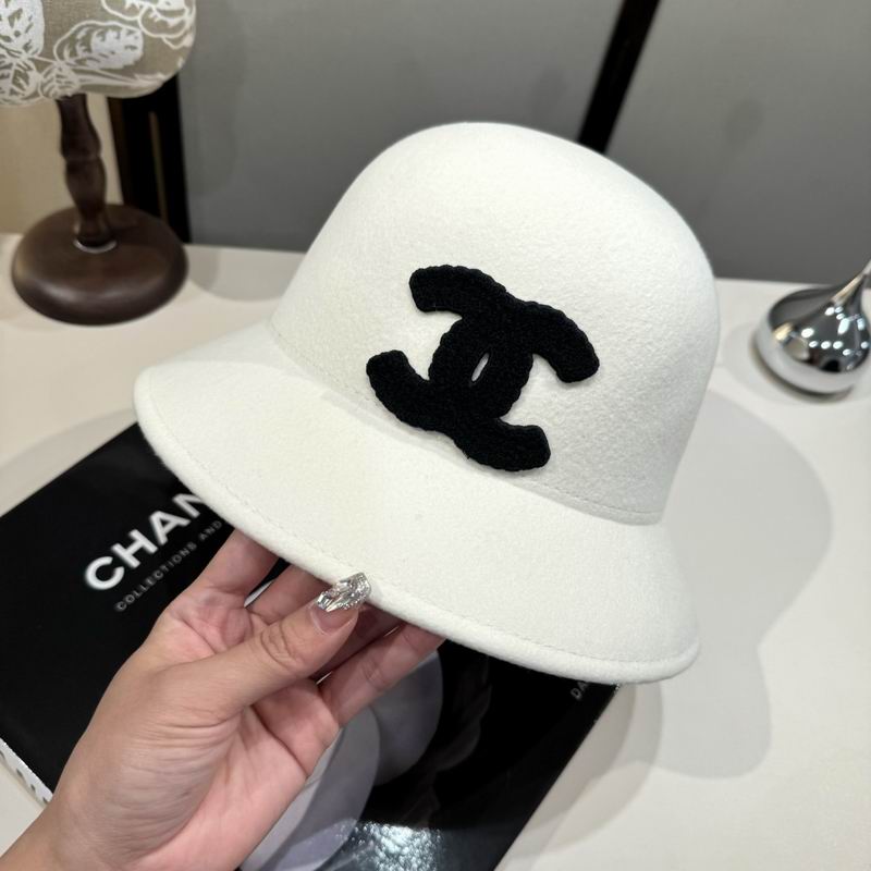 Chanel top hat (642)