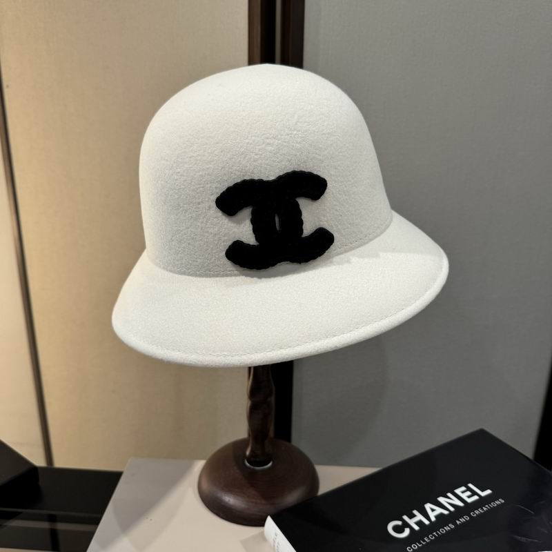 Chanel top hat (644)