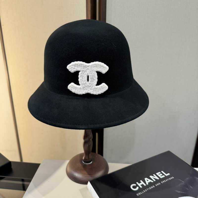 Chanel top hat (653)