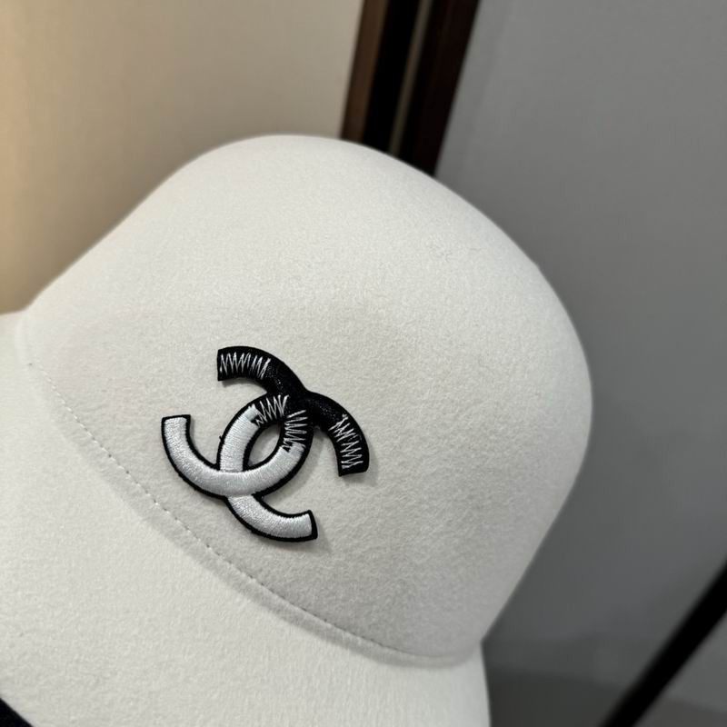 Chanel top hat (661)