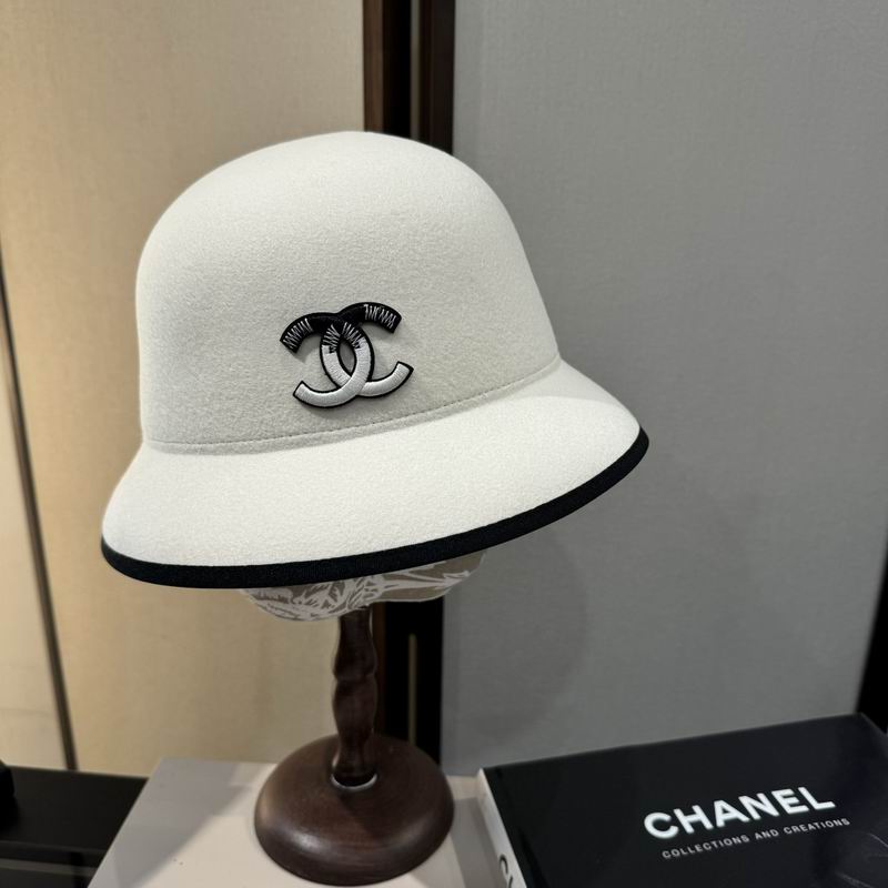 Chanel top hat (662)