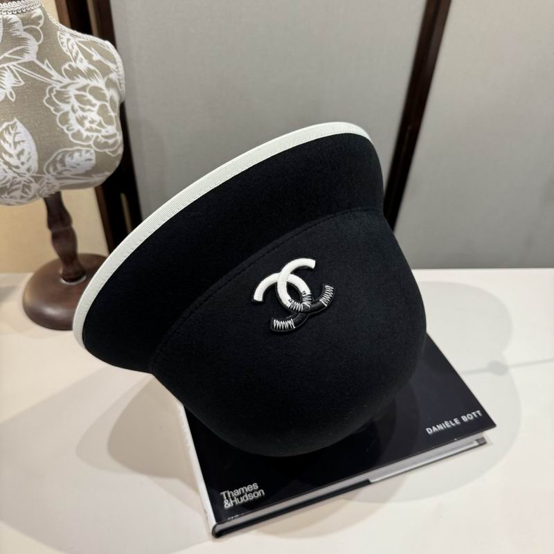 Chanel top hat (666)