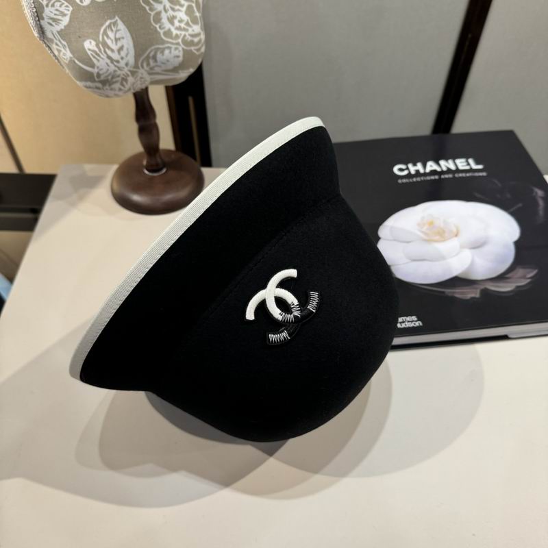 Chanel top hat (668)