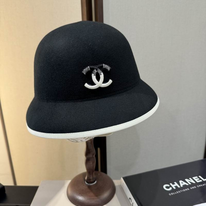 Chanel top hat (671)