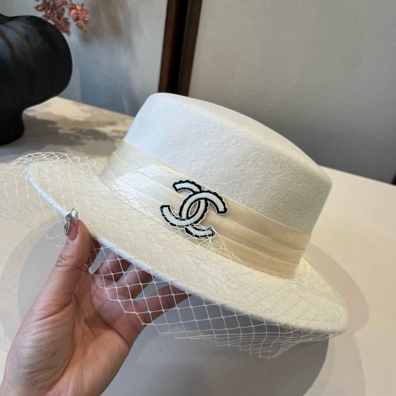 Chanel top hat (813)