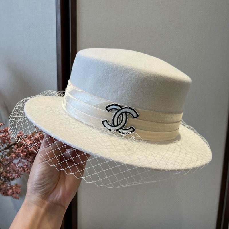 Chanel top hat (814)