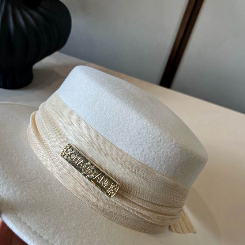 Chanel top hat (818)