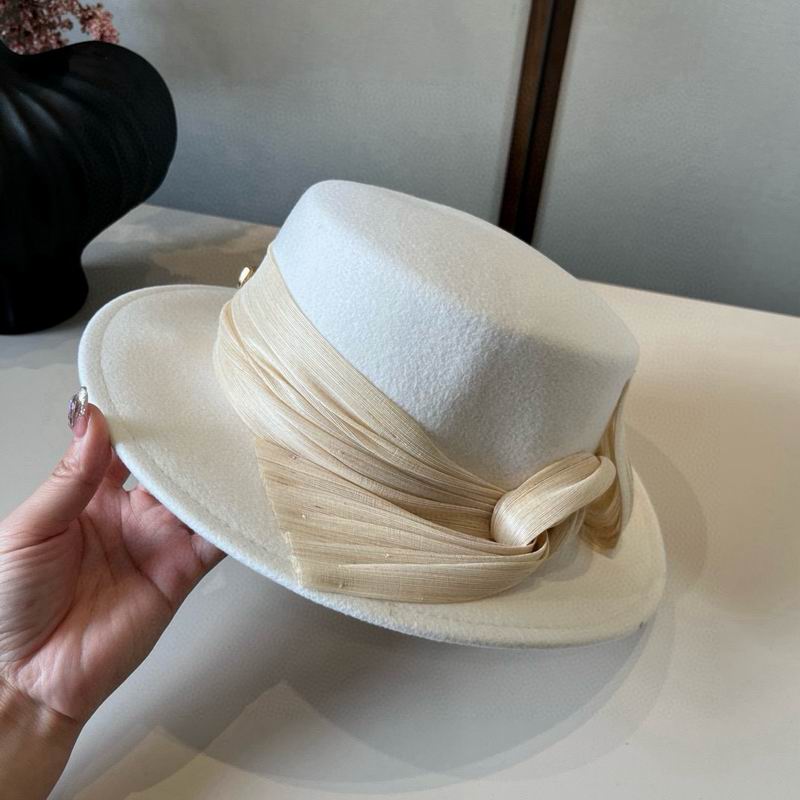 Chanel top hat (822)