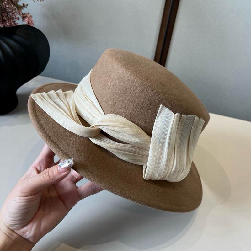 Chanel top hat (825)