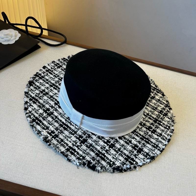 Chanel top hat (881)