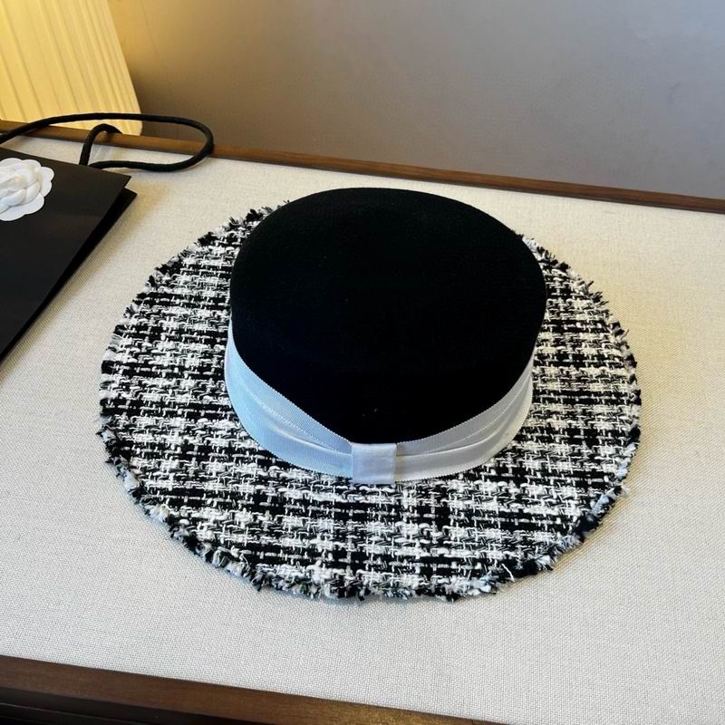 Chanel top hat (882)