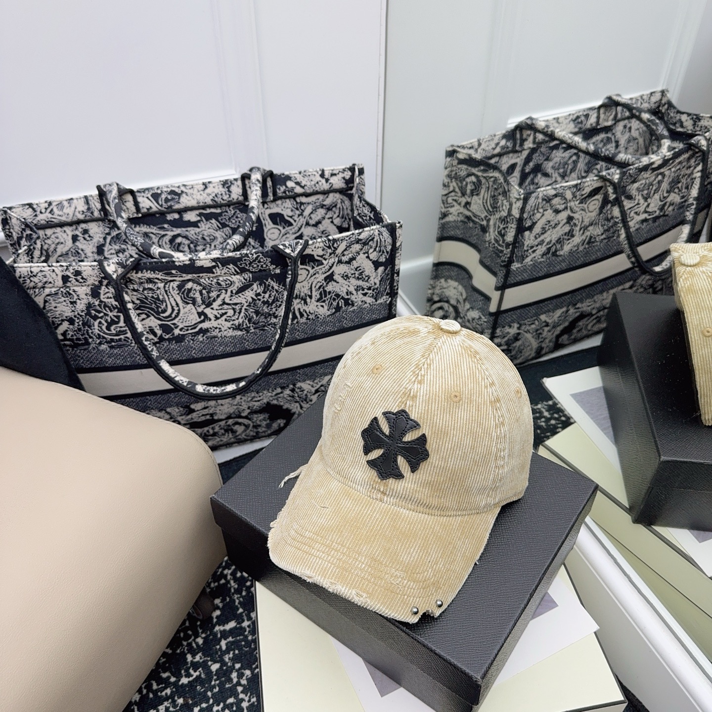 Chrome Hearts Cap (4)