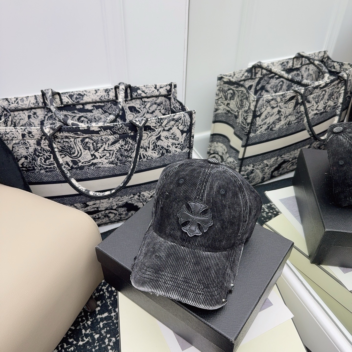 Chrome Hearts Cap (6)