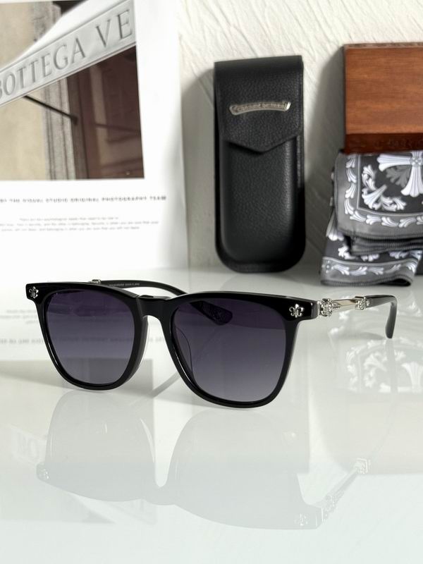 Chrome Hearts GILE 52-19-156 b01