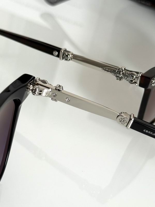 Chrome Hearts GILE 52-19-156 b07