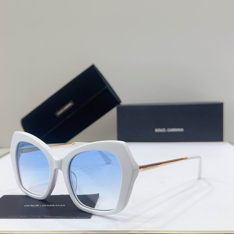 DG DG4399 53 21-145 G03