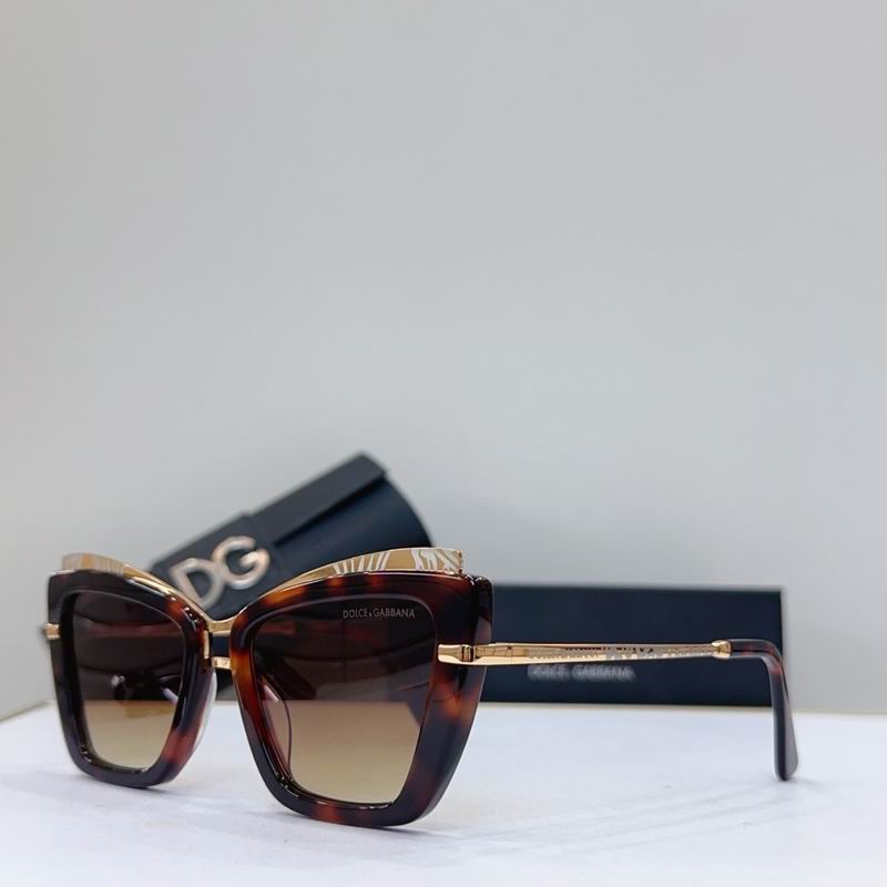 DG DG4472 61 14-145 g04