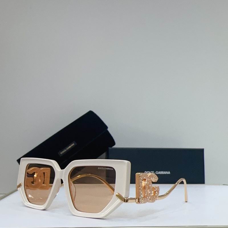 DG DG6663 52 16-140 G02