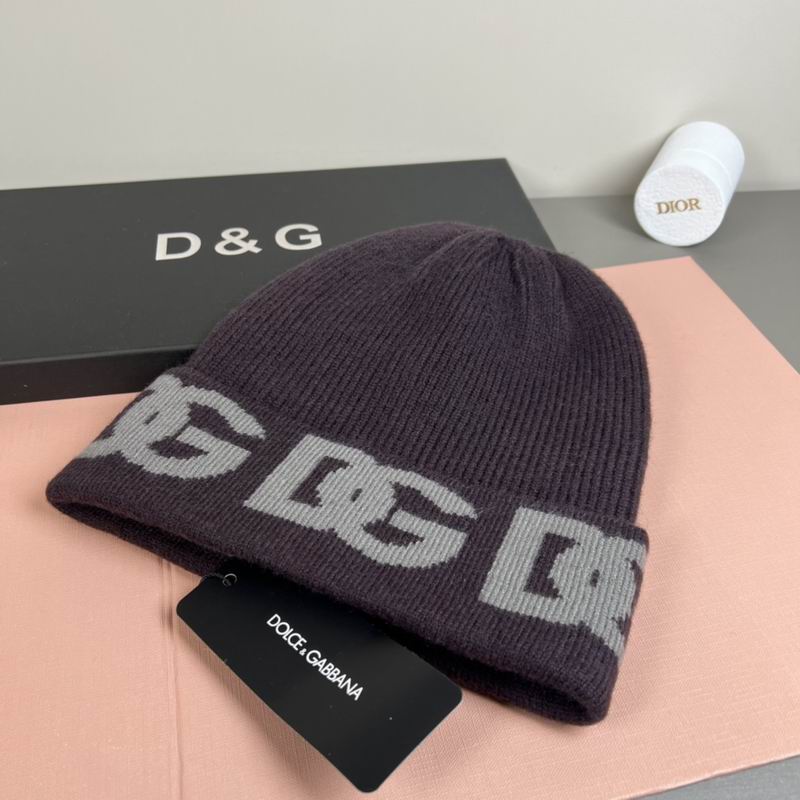 DG Hat dx (170)
