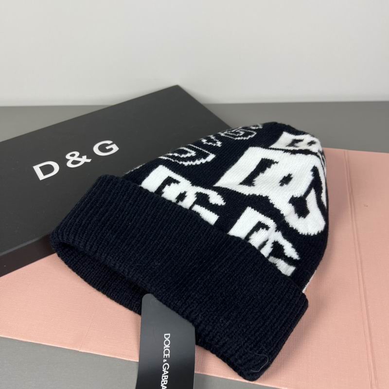 DG Hat dx (621)