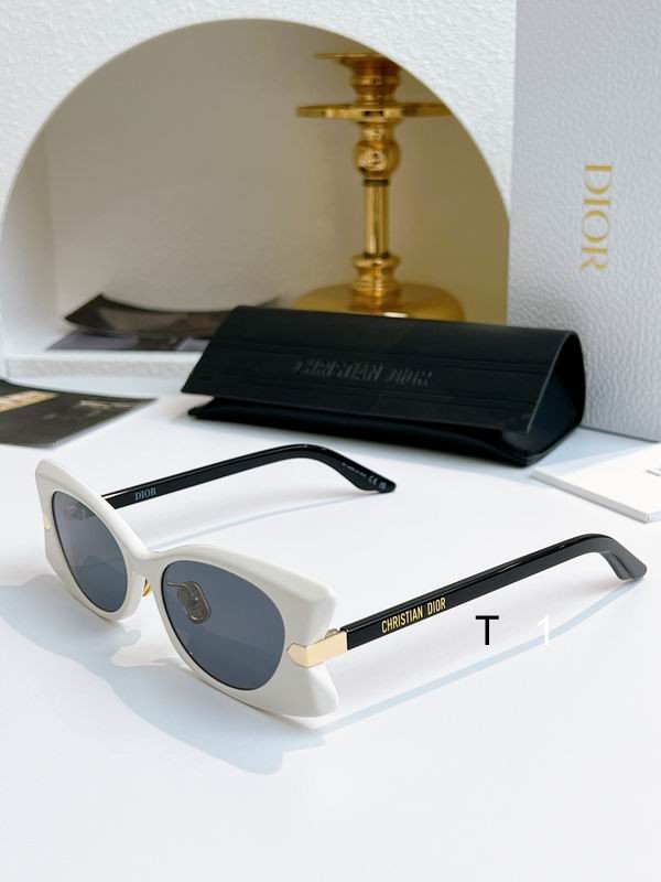 Dior Butter53 21-145 a03