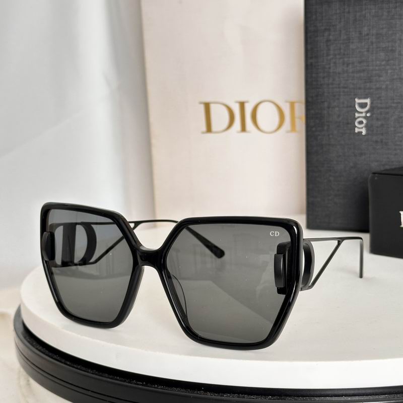 Dior  DSGTA45UCR 64 16-140 e04