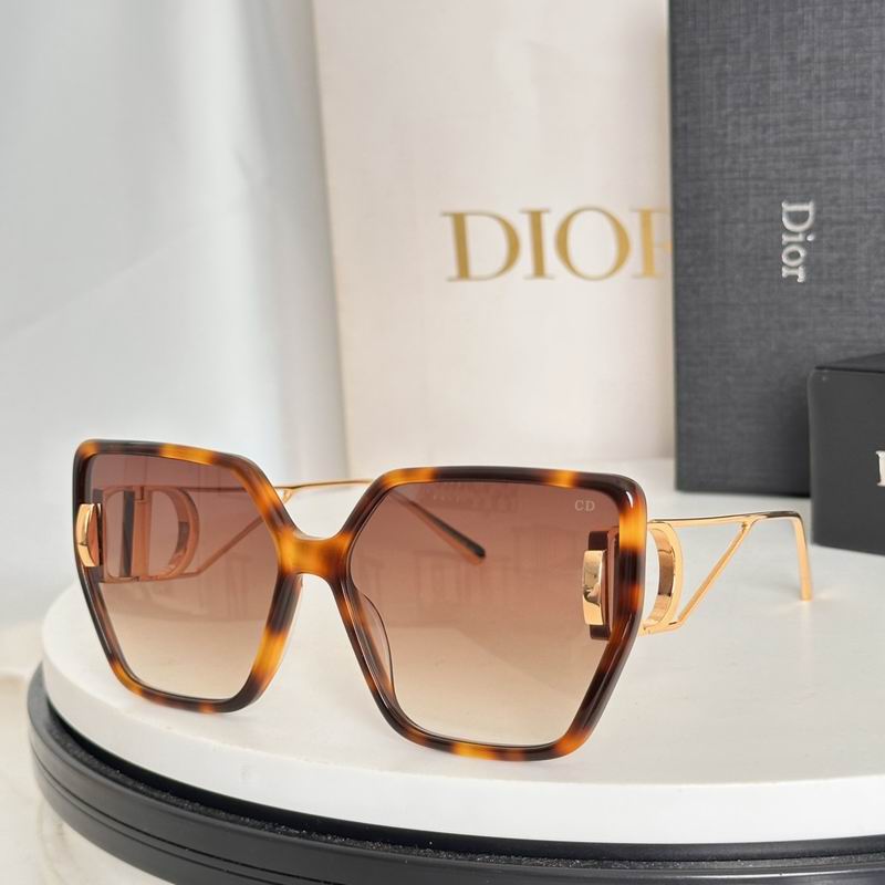 Dior  DSGTA45UCR 64 16-140 e06