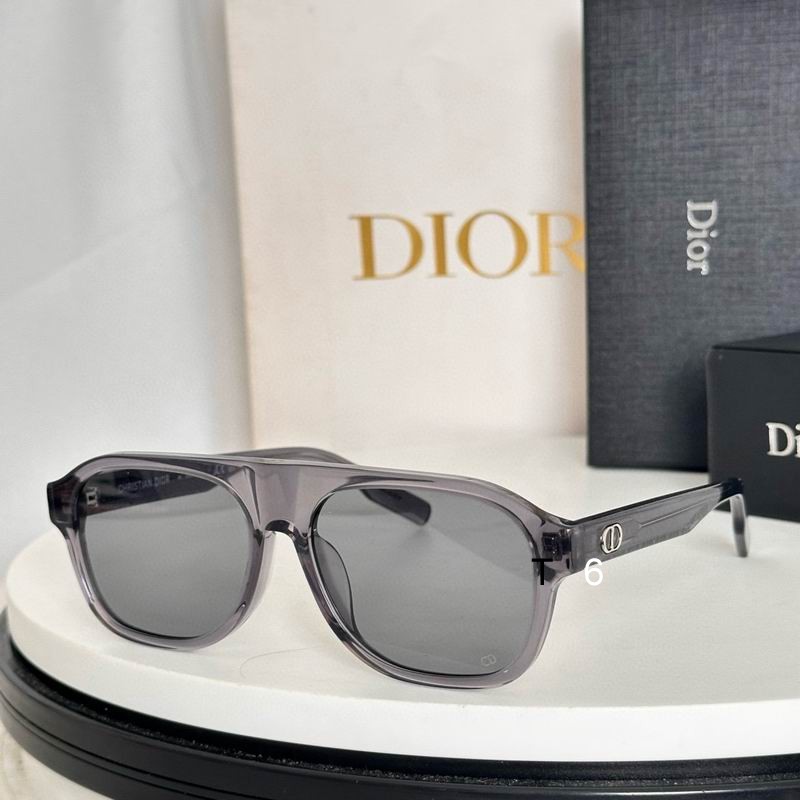 Dior 090402 e01