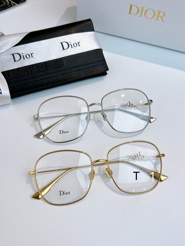 Dior ATURE03 57 16-145 a 07