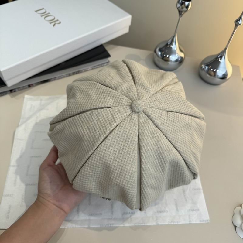 Dior Beret (194)