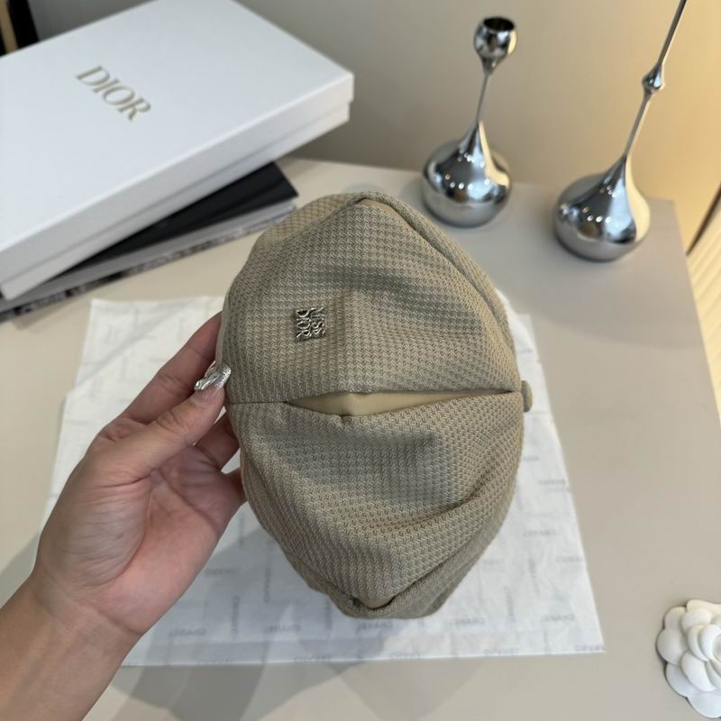 Dior Beret (205)