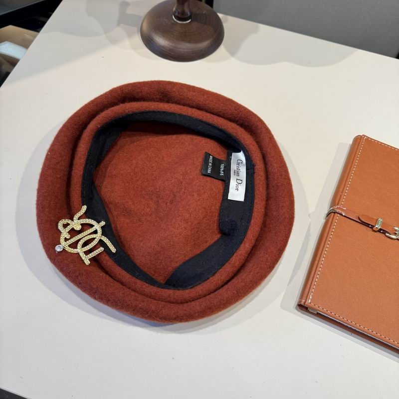 Dior Beret (597)