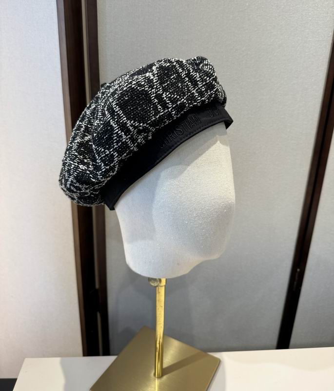Dior Beret (670)